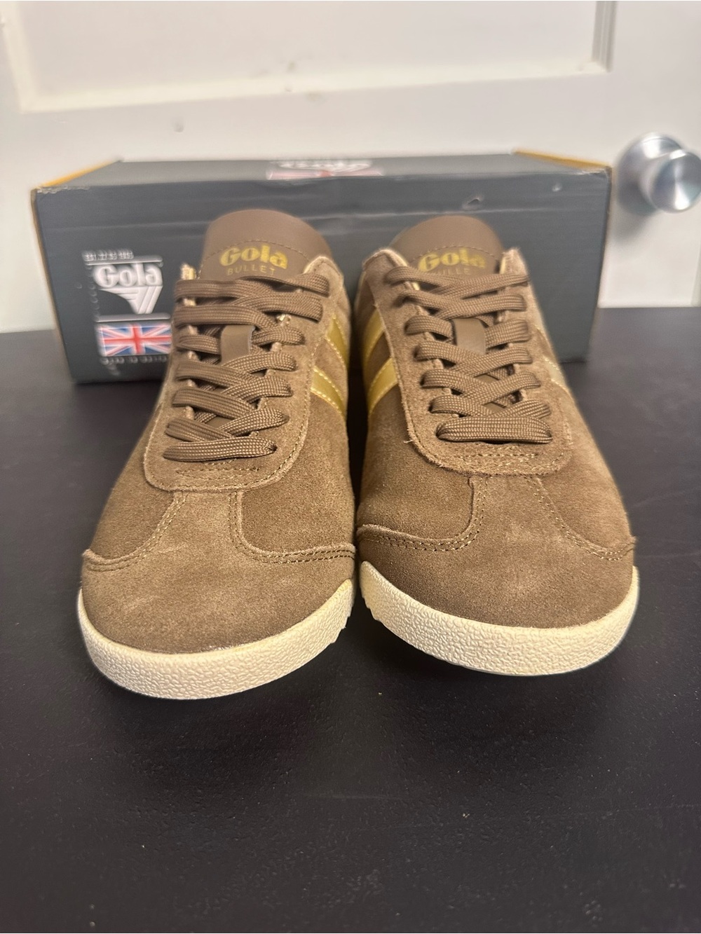 Gola Women's Bullet Pearl Trainer Sneakers - Otter/Gold - US Size 8 - Picture 3 of 13